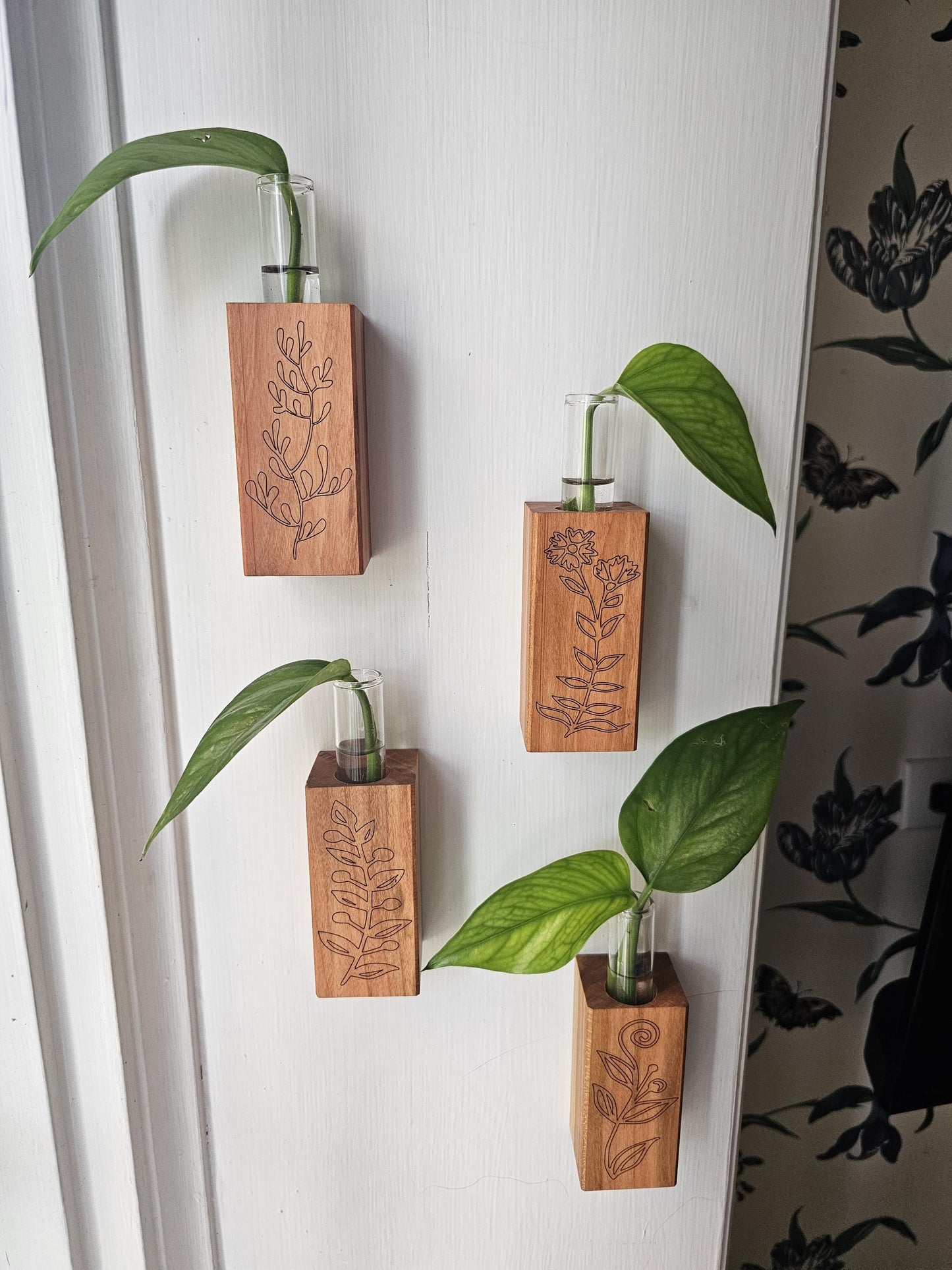 Floral Pattern Hanging 4 Pack Propagation Holders for Wall
