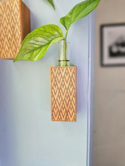 Art Deco 4 Pack Propagation Wall Hangers for Plants